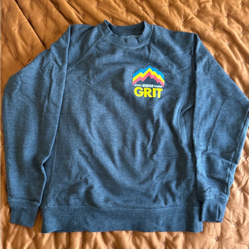Dark grey winter Grit sweatshirt Believe in the Run event. Gently used